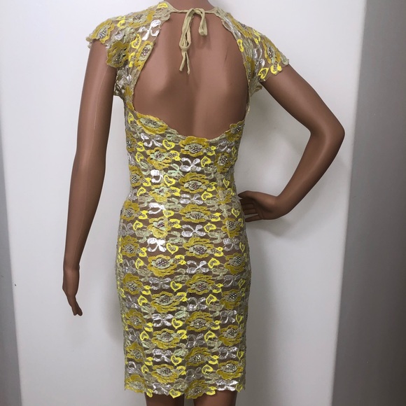 Dress - Picture 4 of 5